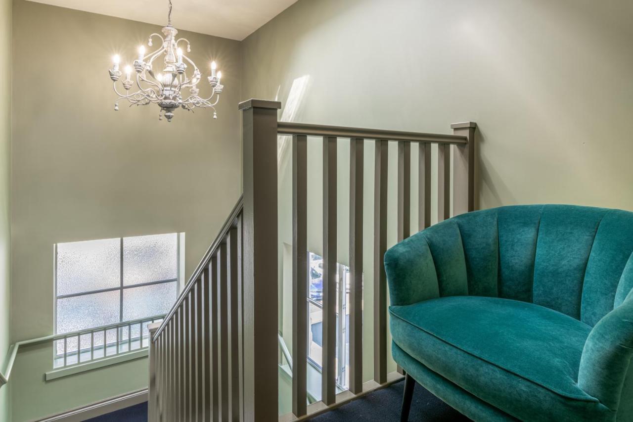 Large Stylish Studio In The Heart Of The City Μπαθ Εξωτερικό φωτογραφία